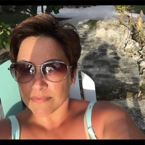 Meet your Posher, Tracey